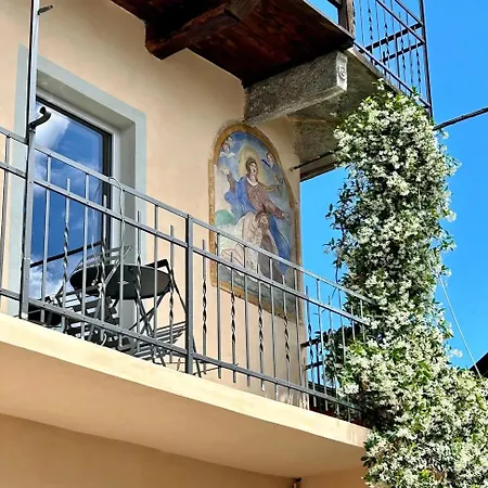 In Tapigliano With Garden And Parking Apartmán